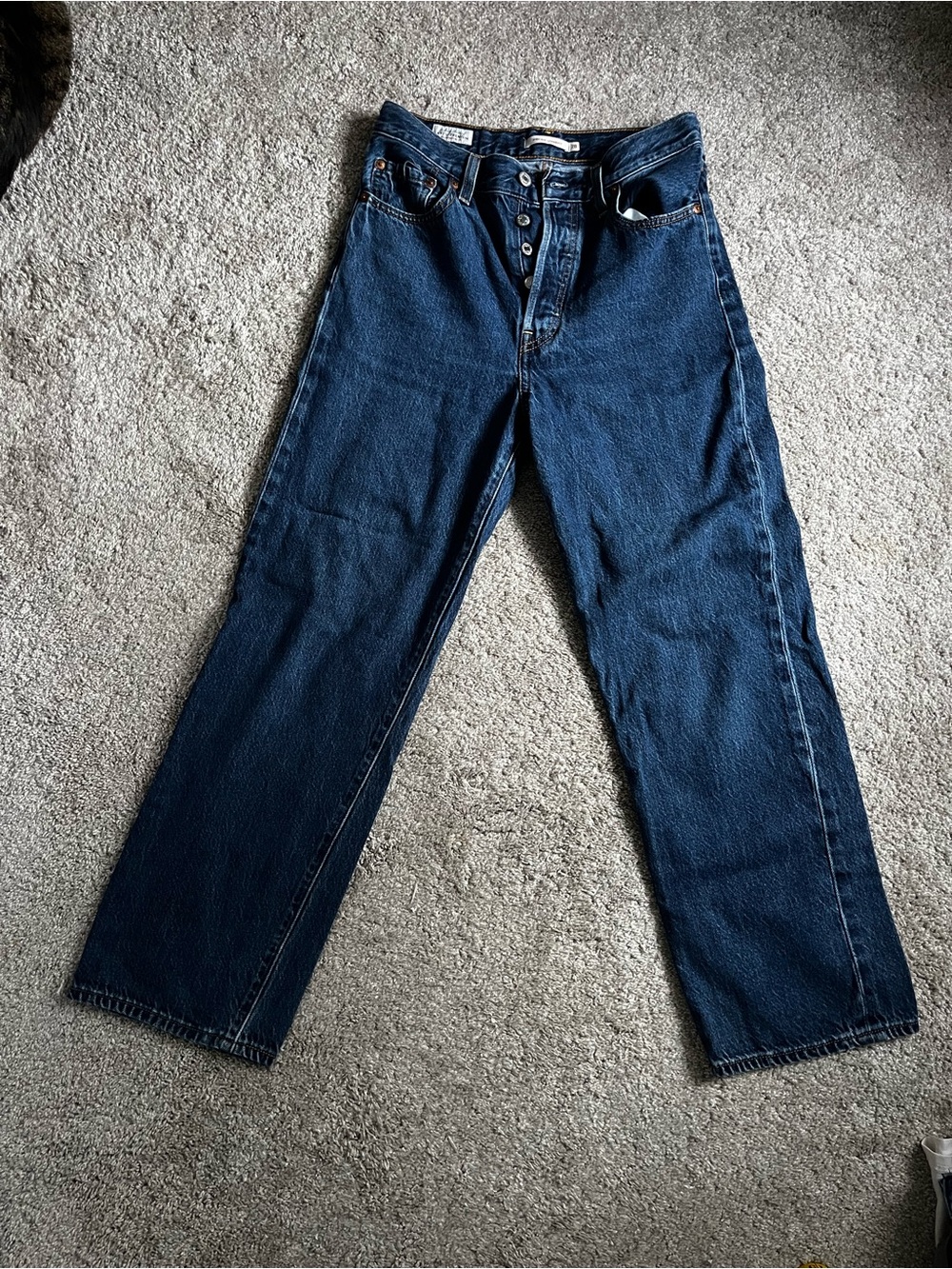 Levi's Ribcage Straight-Leg Jeans in Dark Blue Wash